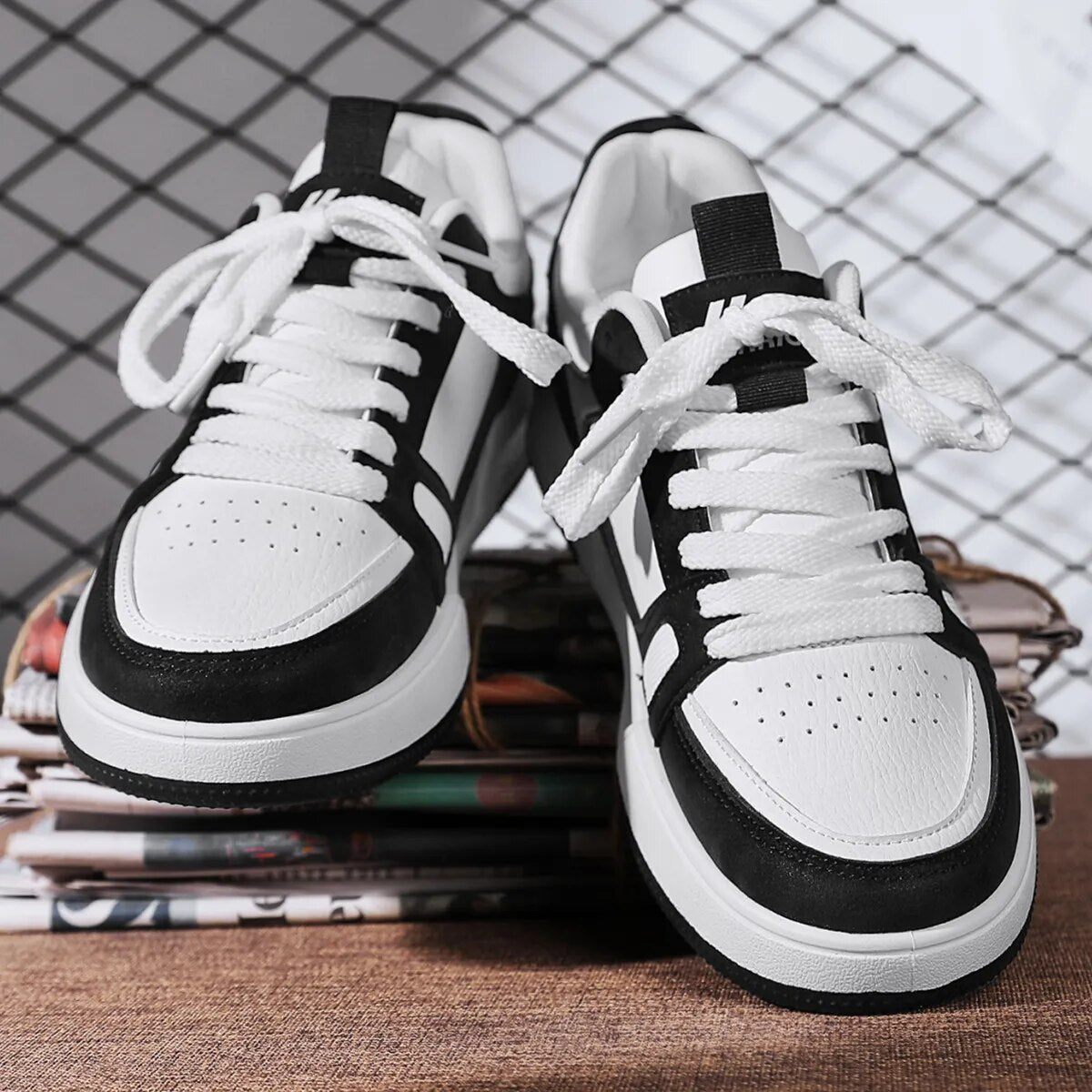 Warrior Fashion Low Top Women Shoes 2023 Thick Sole Casual Sneakers Walking Pu Leather Sewing Matching Trainers Star Same