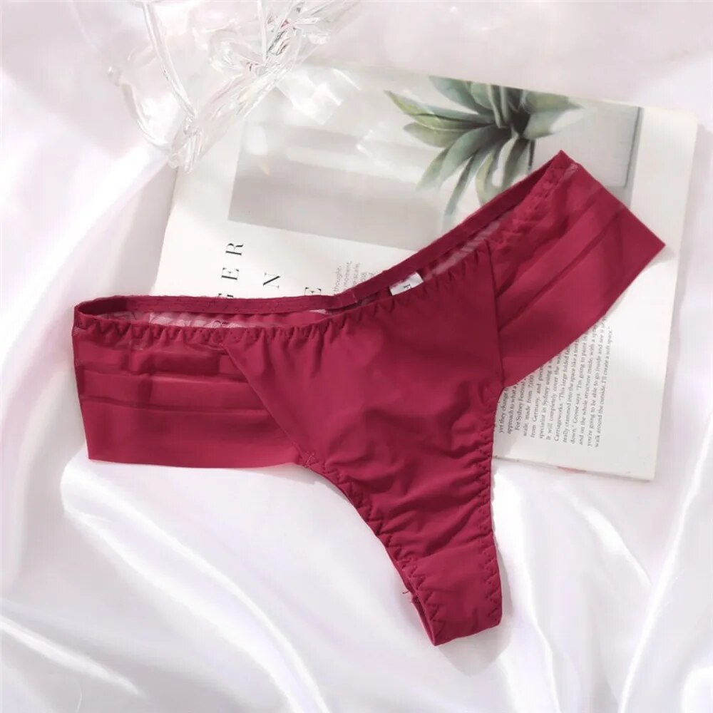 Large Size Thongs Women's Ice Silk Seamless Soft Low-rise Underwear Women Sexy Striped Lace Edge Panties Lingerie Ladies Briefs