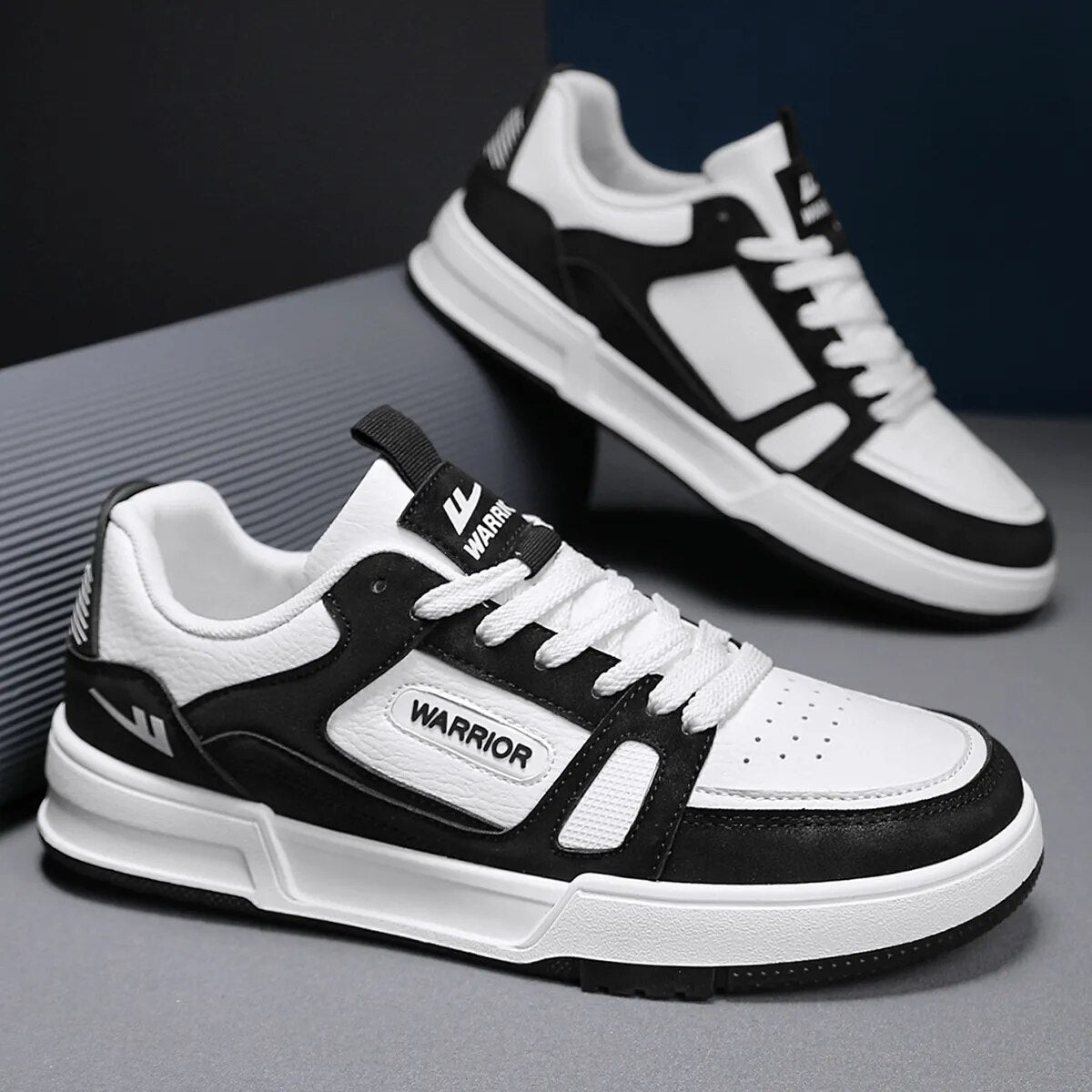 Warrior Fashion Low Top Women Shoes 2023 Thick Sole Casual Sneakers Walking Pu Leather Sewing Matching Trainers Star Same